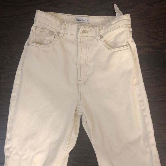 ZARA JEANS - Picture 2 of 5